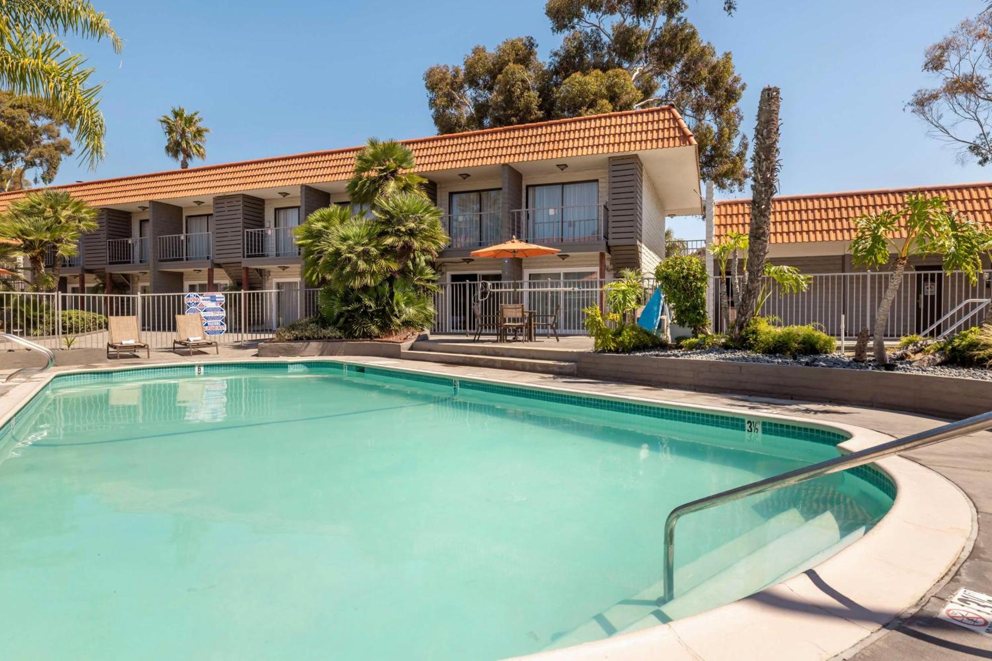 Best Western Oceanside Inn Exterior photo